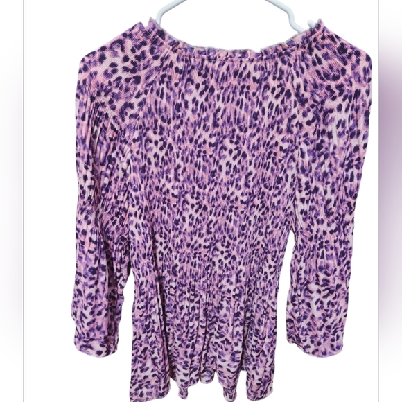 Ninety Clothing Co. Ladies Pink Leopard Print Top - Picture 2 of 6